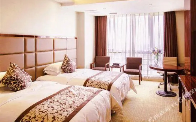 Vienna International Hotel (Fuzhou Taijiang Wanda Gaohu Longfu)