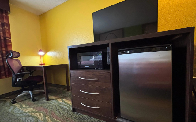 Super 8 by Wyndham Jacksonville