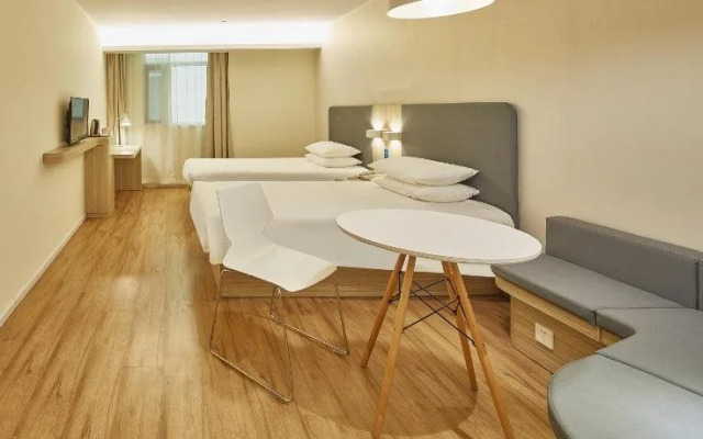 Hanting Hotel Shanghai Jinshan Square