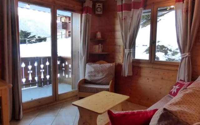 Apartment in Les Allues Near Forest Trails