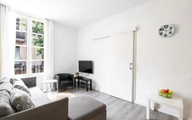 Deco Sants Fira Apartments