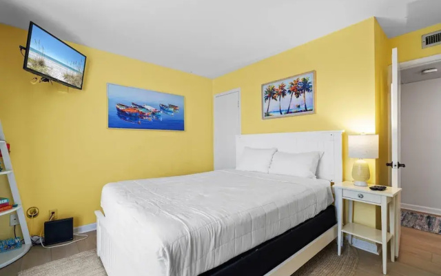 Windward 408 at Edgewater