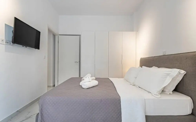 Acropolis Luxury Apartment