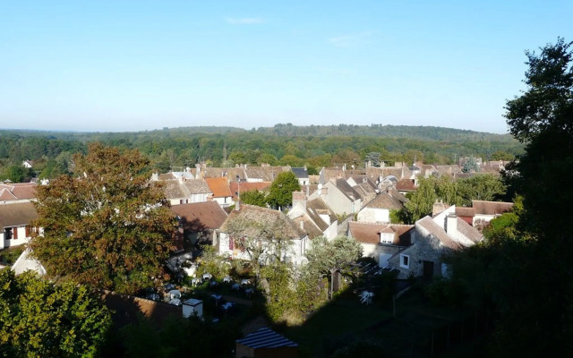 House With one Bedroom in Rochefort-en-yvelines, With Wifi