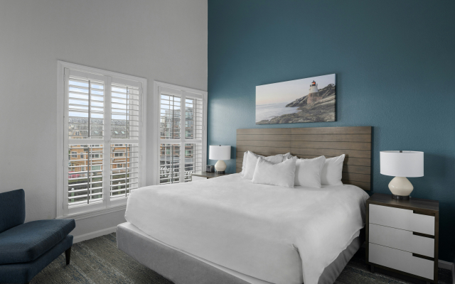 Club Wyndham Newport Onshore