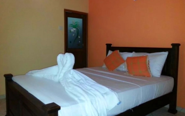 Mutu Village treehouse tourist board approved bungalow