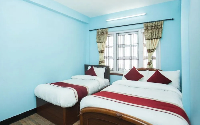 Oyo 372 Hotel Happy Inn