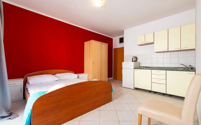 Bonvie Apartments in Center 12 B6