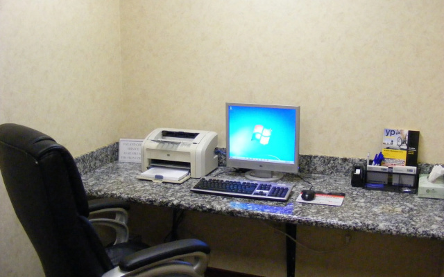 Holiday Inn Express Hotel & Suites Muskogee by IHG