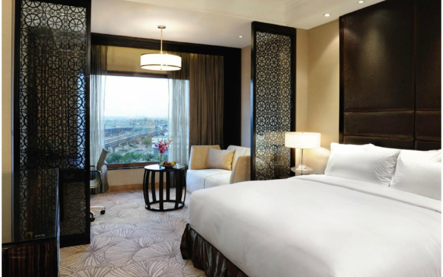 Hilton New Delhi Noida Mayur V