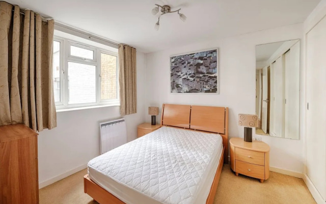 Modern Aircondition 2 Beds 2 Bath Victoria Station