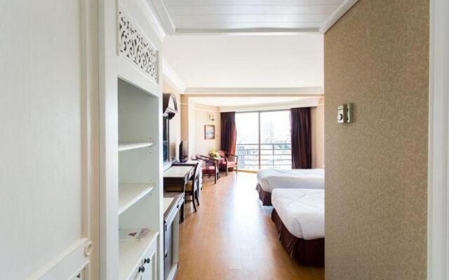 Town In Town Hotel Pattaya Паттайя комната для гостей