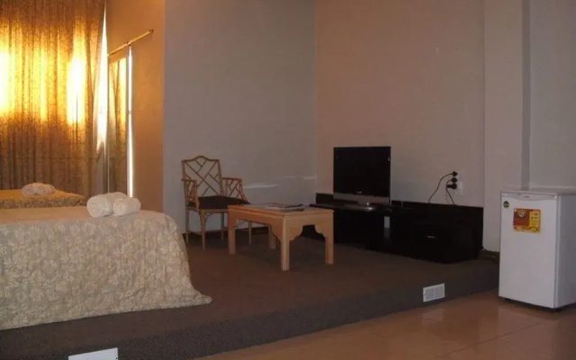 Tassili Lodge
