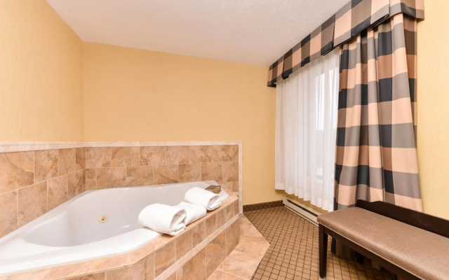 Holiday Inn Express Lewisburg/New Columbia