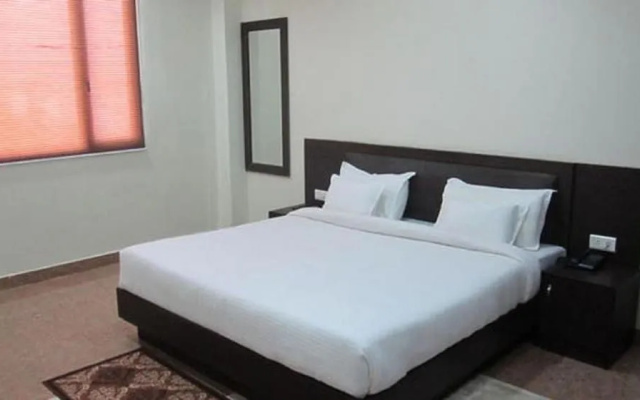Hotel Flora Haridwar