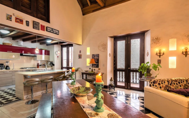 San Pedro Apartments
