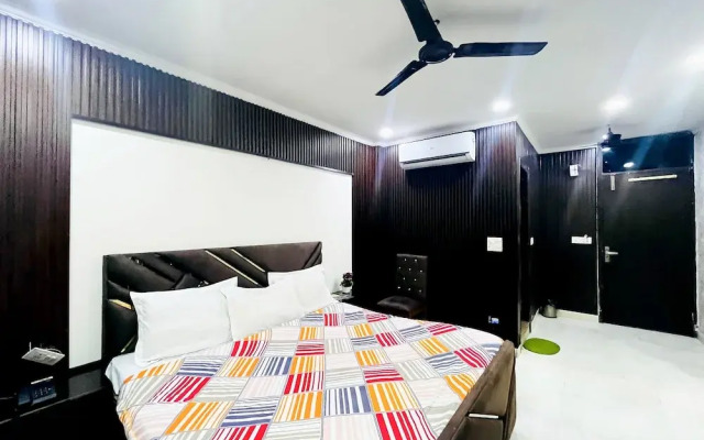 Roomshala Hotel Tom & Jerry