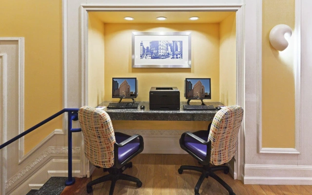 Hotel Indigo Dallas Downtown by IHG
