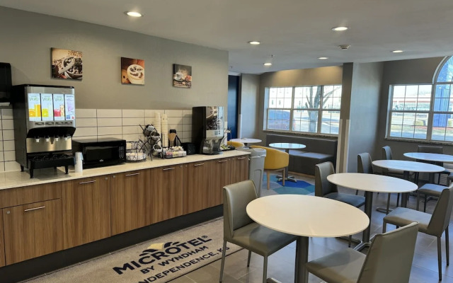 Microtel Inn & Suites by Wyndham Independence