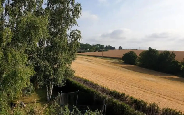 Property With 4 Bedrooms in Morsains, With Enclosed Garden