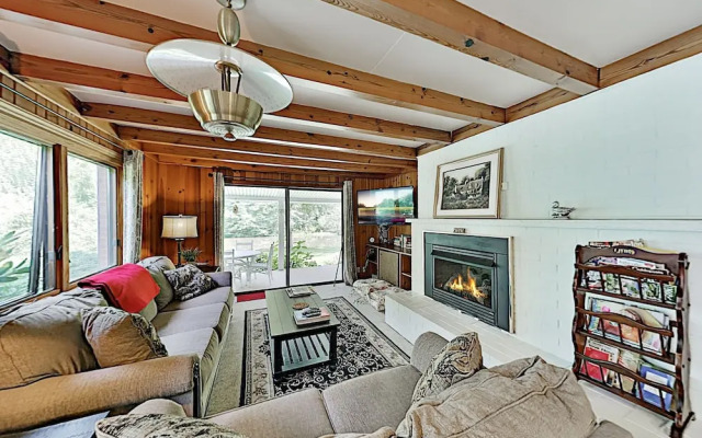 239slake 3 Bedroom Home