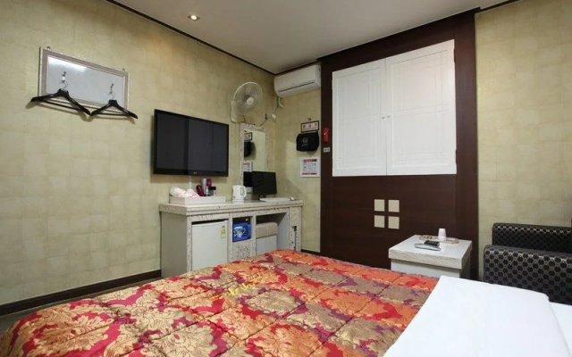 Picasso Motel Daejeon