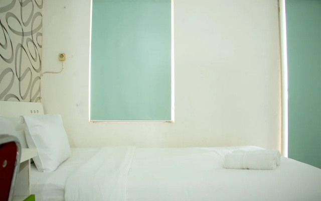 Homey And Cozy Stay Studio At Margonda Residence 2 Apartment