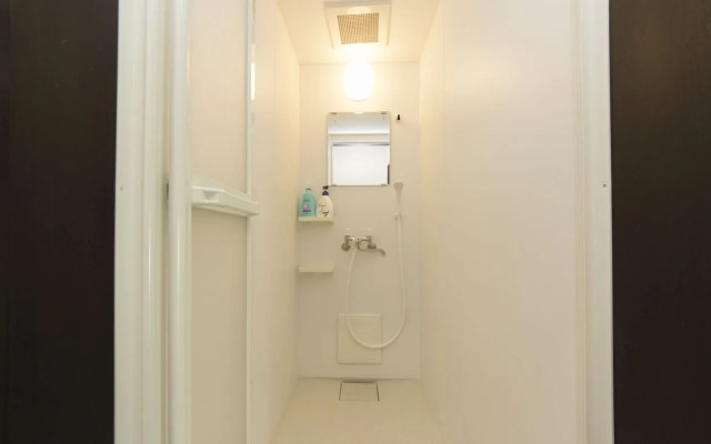 Ryoma Nishiooi I - Hostel