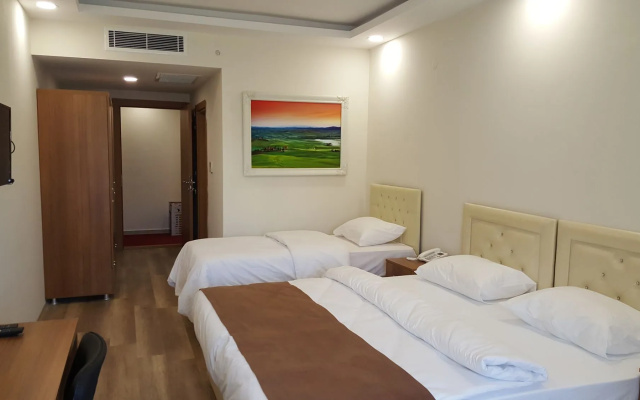 Sanli Hotel Blue