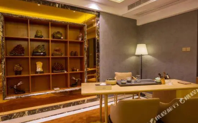 Tianhecheng Hotel