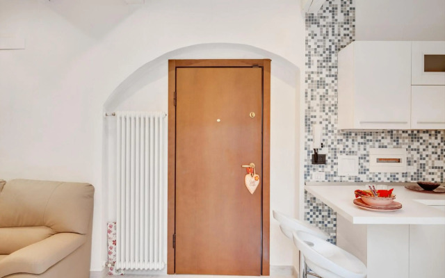 Coverciano Modern Apartment with Patio!