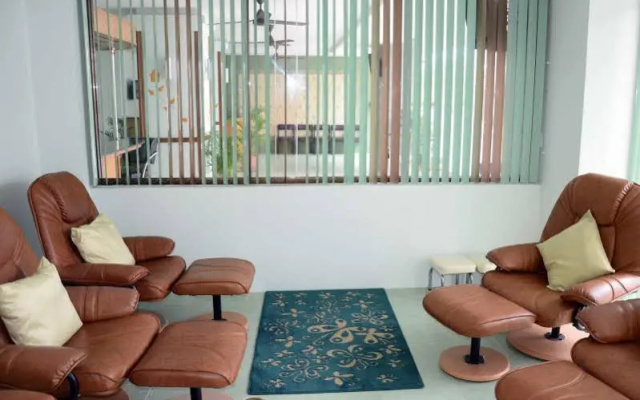 Emerald Hotel Chonburi