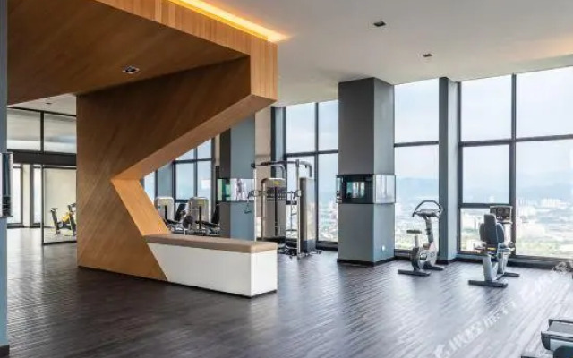 Wodages@Expressionz Professional Suites Service Apartment