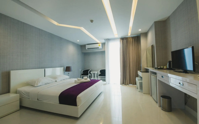 Phuglong Hotel