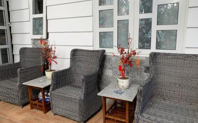 Отель De Daisy Villa Homestay Далат вид на фасад