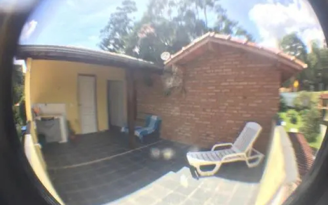 Hostel Yellow House