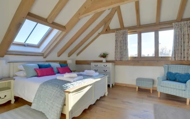 Holiday Home Oxney Barn
