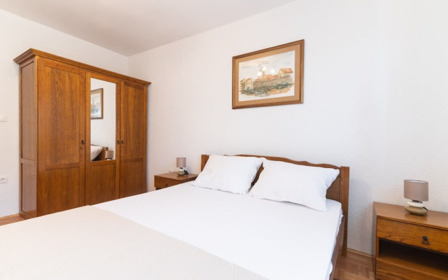 Apartments Tiho