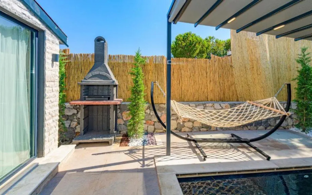 Söğüt 4 - 4 Bedroom with jacuzzi in Fethiye