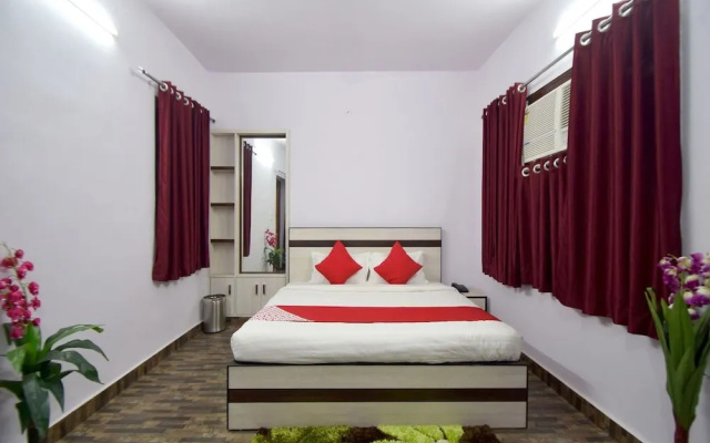 OYO 23553 Padamgarh Residency