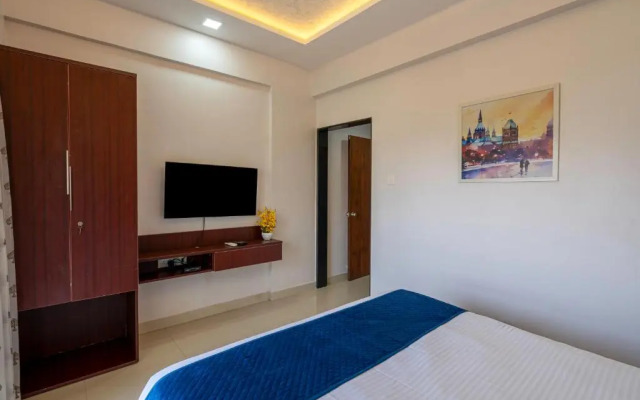 StayBird Divine Suites Business Hotel