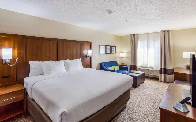 Comfort Inn Charleston South Charleston, WV
