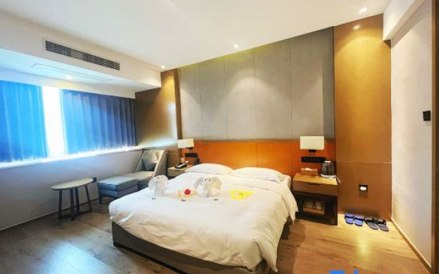 Huayue Hotel