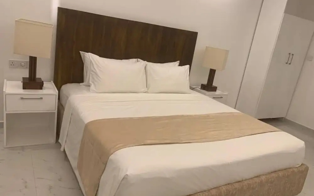 Lavinia Bay Beach Hotel