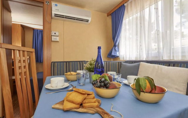 Camping Village Baia Domizia