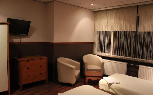 Skyline Hotel