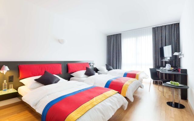 Hotel Allegra вид на фасад