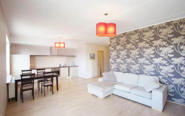 Kutseli Apartments - Kuperjanovi 70