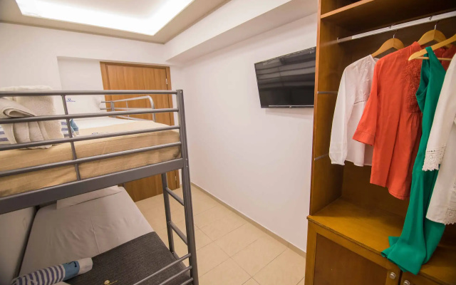 Rhodes City Center Suite