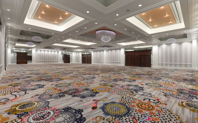 Amway Grand Plaza, Curio Collection by Hilton